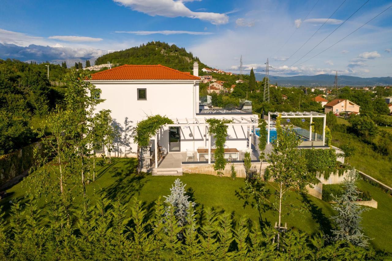 Villa Elegance Sinj Exterior foto