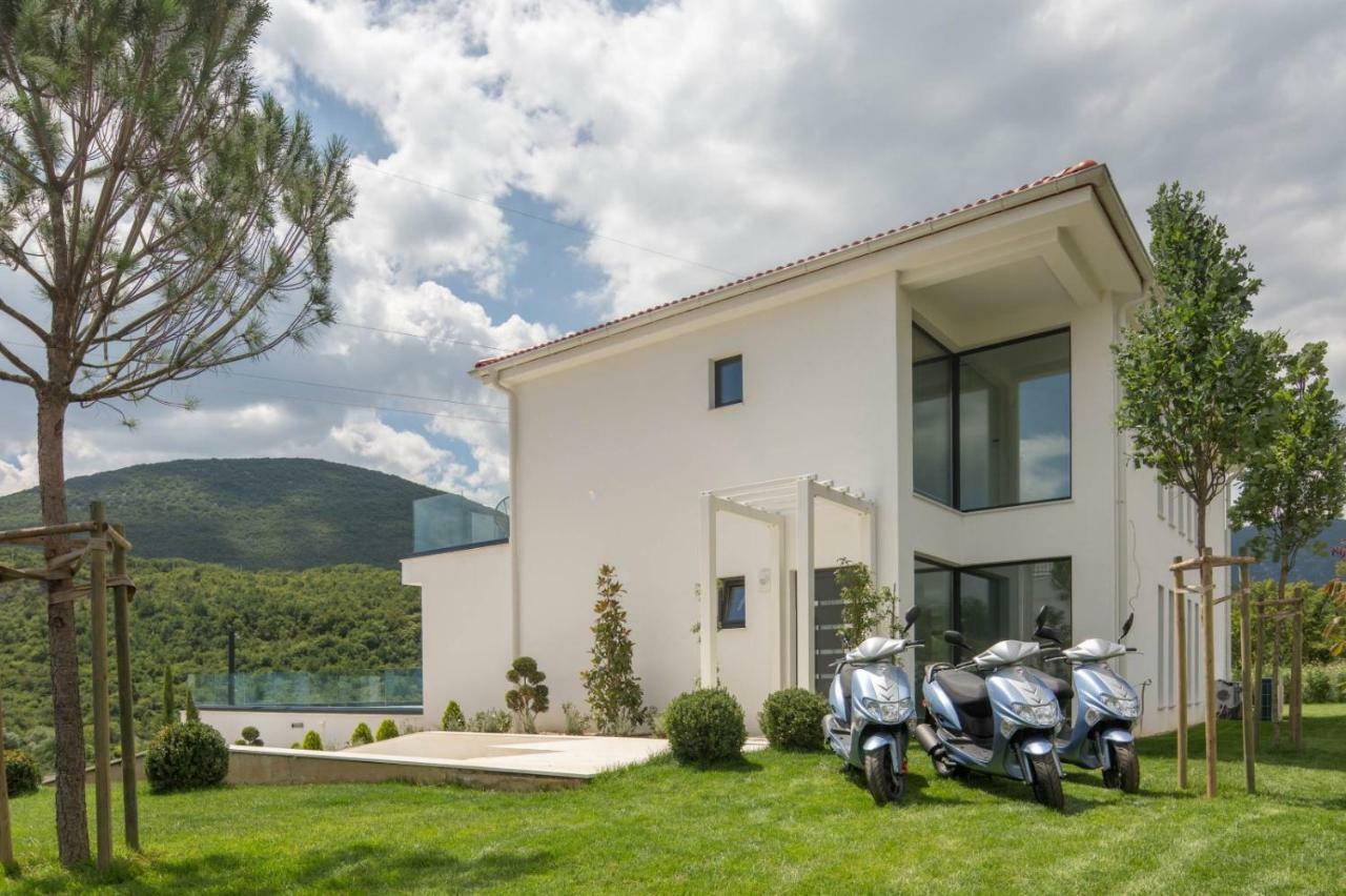 Villa Elegance Sinj Exterior foto